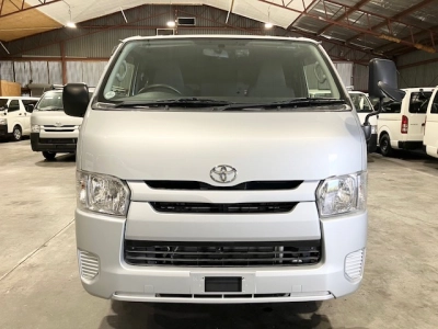 2017 Toyota Hiace LWB **MANUAL** $4400 REDUCED **