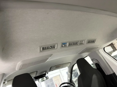 2020 Facelift Model / 60kms Only / REAR AIRCON / 6 or 9 Seater
