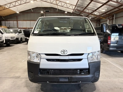 2019 Toyota Hiace Super Low 61km!! ** 6 Seaters **