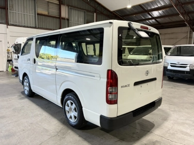 2019 Toyota Hiace Super Low 61km!! ** 6 Seaters **