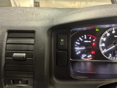 2024 Toyota Hiace Facelift Model / 4X4 / SUPER LOW 62kms / TIMBER FLOOR!
