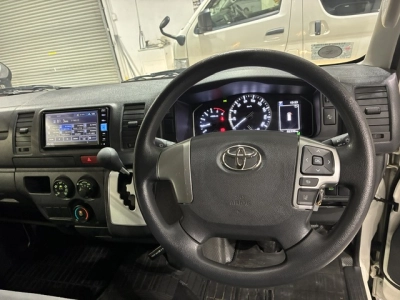 2024 Toyota Hiace Facelift Model / 4X4 / SUPER LOW 62kms / TIMBER FLOOR!