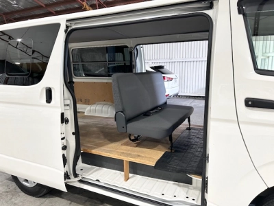 2023 Toyota Hiace Latest Facelift Model **4WD 4WD 4WD** **SUPER LOW 62kms**