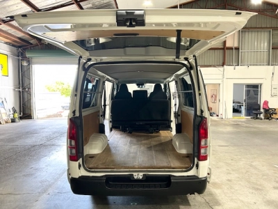 2023 Toyota Hiace Latest Facelift Model **4WD 4WD 4WD** **SUPER LOW 62kms**