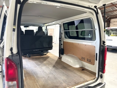 2023 Toyota Hiace Latest Facelift Model **4WD 4WD 4WD** **SUPER LOW 62kms**