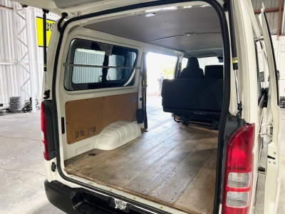 2023 Toyota Hiace Latest Facelift Model **4WD 4WD 4WD** **SUPER LOW 62kms**