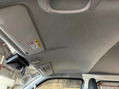 2023 Toyota Hiace Latest Facelift Model **4WD 4WD 4WD** **SUPER LOW 62kms**