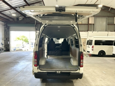 2022 Toyota Hiace =4X4= RARE HIGHROOF DIESEL 