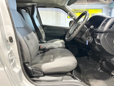 2018 Toyota Hiace LWB ++GL PACKAGE++ **$4000 FEDUCED**