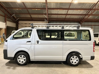 2018 TOYOTA HIACE 2L PETROL *FREE ROOFRACK* WAS $32,995 NOW $29,895 ++NEW YEAR SALE++