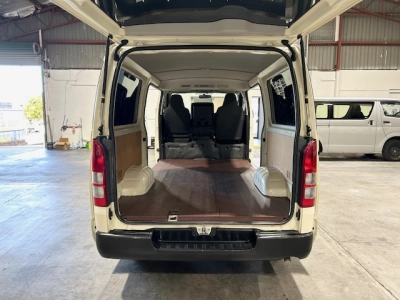 2017 Toyota Hiace **Super Low 66kms** $5000 REDUCED 