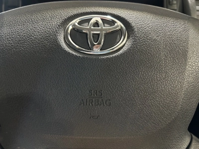 2017 Toyota Hiace **Super Low 66kms** $5000 REDUCED 