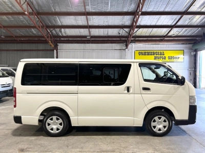 2017 Toyota Hiace LWB *** $4000 REDUCED *** SUPER LOW 67kms