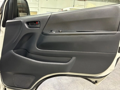 2017 Toyota Hiace LWB *** $4000 REDUCED *** SUPER LOW 67kms