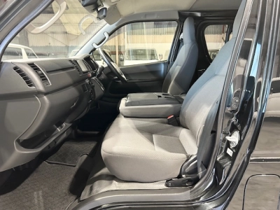 2019 Toyota Hiace LWB DIESEL TURBO IN BLACK !!! ** REDUCED $4400 **