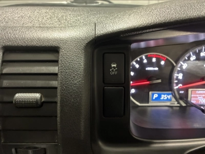 2020 Toyota Hiace ***HIGHROOF*** 2WD = ONLY 70kms! =