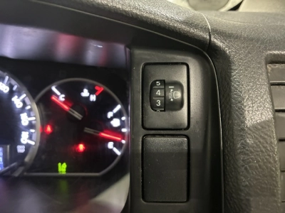 2020 Toyota Hiace ***HIGHROOF*** 2WD = ONLY 70kms! =