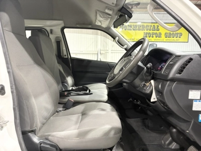 2020 Toyota Hiace ***HIGHROOF*** 2WD = ONLY 70kms! =