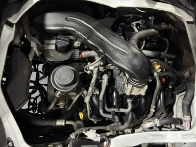 2020 Toyota Hiace ONLY 71km / Rear Aircon 6 / 9 SEATER