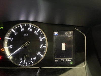2020 Toyota Hiace ONLY 71km / Rear Aircon 6 / 9 SEATER