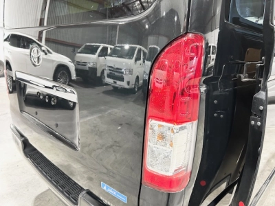 2019 Toyota Hiace *** BLACK LUXURY GL PACKAGE ***