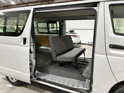 2022 Toyota Hiace 4X4 Facelift Model / ONLY 71kms!!