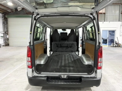 2022 Toyota Hiace 4X4 Facelift Model / ONLY 71kms!!