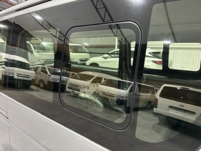 2022 Toyota Hiace 4X4 Facelift Model / ONLY 71kms!!