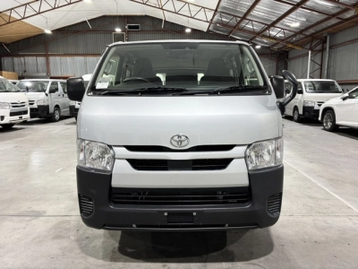 2022 Toyota Hiace 4X4 Facelift Model / ONLY 71kms!!
