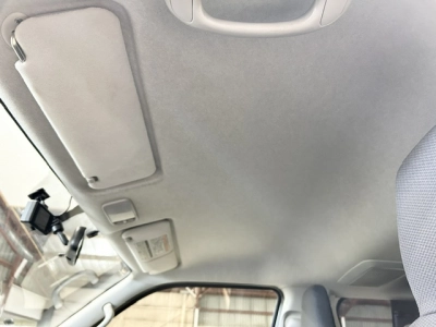 2019 Toyota Hiace =4X4= Rear Aircon_6 or 9 Seater ** BIG SALE _ OFFER END 14/05 **