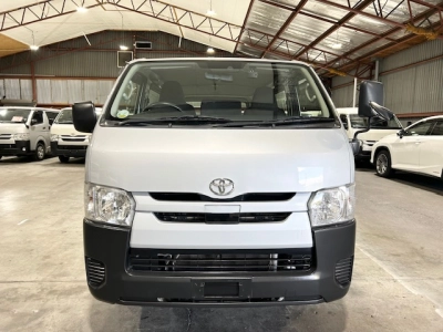 2019 Toyota Hiace ** SUPER LOW 73kms ** +++ $4000 REDUCED +++