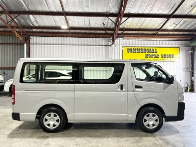 2019 Toyota Hiace ** SUPER LOW 73kms ** +++ $4000 REDUCED +++