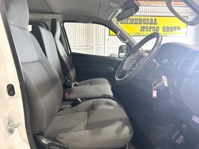 2021 Toyota Hiace Facelift Model 4x4 *6 Seaters*