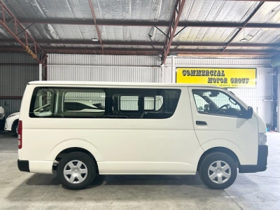 2021 Toyota Hiace CURRENT Model 4WD_ 6 Seaters_ $500 DISCOUNTED FOR FUEL (1 WEEK ONLY)