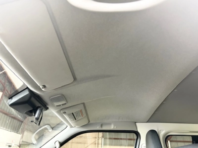 2021 Toyota Hiace Facelift Model 4x4 *6 Seaters*