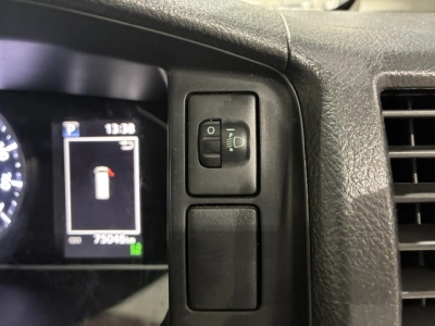 2021 Toyota Hiace 4X4 Facelift Model / ONLY 75km / 6 SEATER