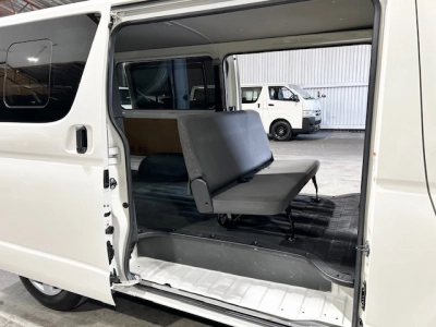 2020 Toyota Hiace LATEST FACELIFT MODEL ** SUPER LOW 76kms **