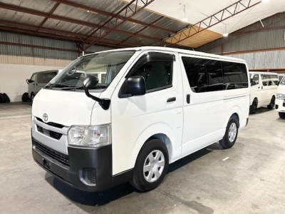 2020 Toyota Hiace LATEST FACELIFT MODEL ** SUPER LOW 76kms **