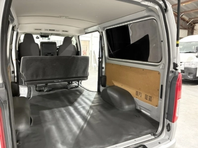 2018 Toyota Hiace =4X4= GL PACKAGE!! 6 SEATERS / FULL OPTIONS!!
