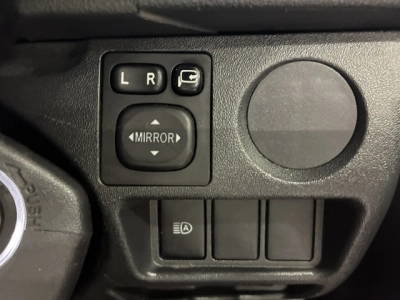 2018 Toyota Hiace =4X4= GL PACKAGE!! 6 SEATERS / FULL OPTIONS!!
