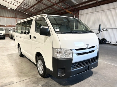 2017 Toyota Hiace 78kms Only $1000 REDUCED for Fuel Inflation