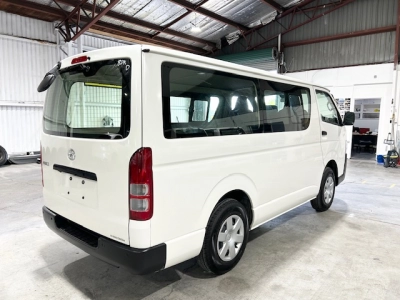 2021 Toyota Hiace ** FULL TIME 4WD ** NEW YEAR SALE