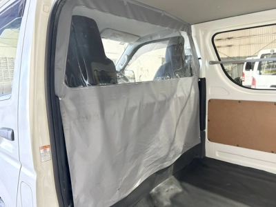 2017 Toyota Hiace =ONLY 80kms= *** $1000 DISCOUNTED for FUEL
