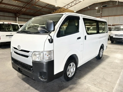2017 Toyota Hiace =ONLY 80kms= *** $1000 DISCOUNTED for FUEL