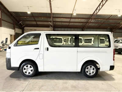 2017 Toyota Hiace =ONLY 80kms= *** $1000 DISCOUNTED for FUEL