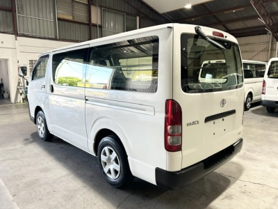 2017 Toyota Hiace =ONLY 80kms= *** $1000 DISCOUNTED for FUEL