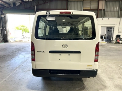 2017 Toyota Hiace =ONLY 80kms= *** $1000 DISCOUNTED for FUEL