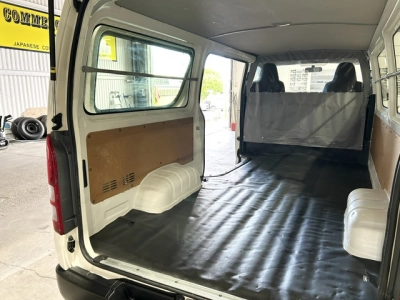 2017 Toyota Hiace =ONLY 80kms= *** $1000 DISCOUNTED for FUEL