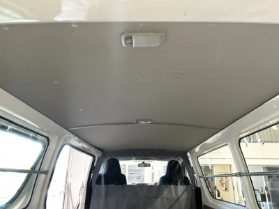 2017 Toyota Hiace =ONLY 80kms= *** $1000 DISCOUNTED for FUEL