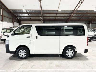 2021 Toyota Hiace Facelift Model =4X4= Timber Floor! $1000 DISCOUNTED for FUEL